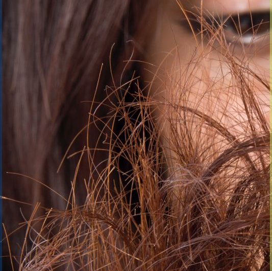 What-I-Was-Doing-Wrong-Before-I-Figured-Out-the-Dry-Hair-DIY-Mask